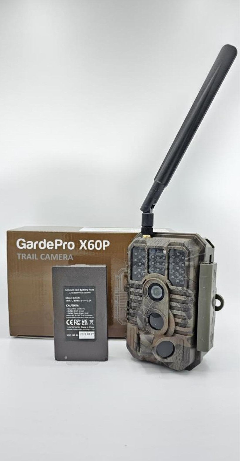 Gardepro X60p + panel solar SP300